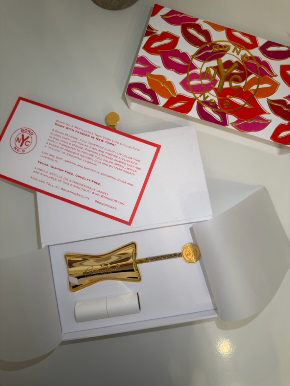 Bond No. 9 New York Gold Lipstick Case with White Accent